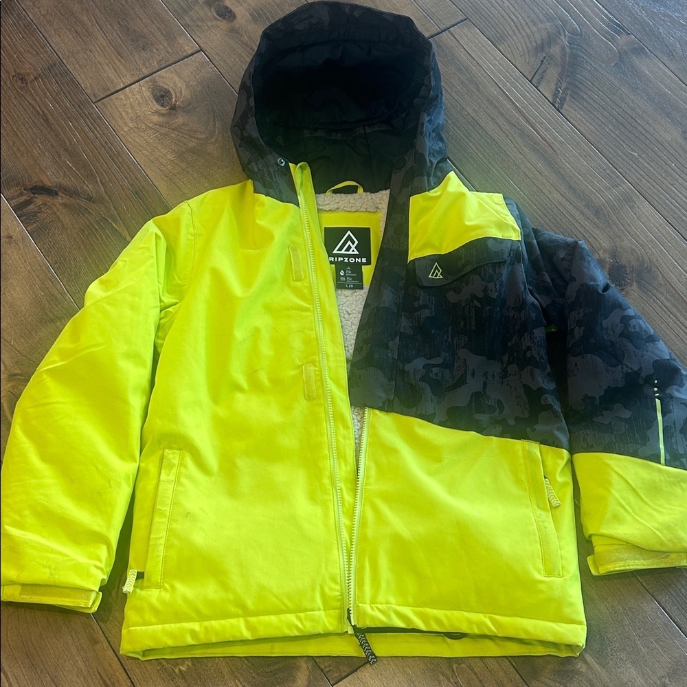 Arctix Kids Neon Yellow and Black Puffer Jacket